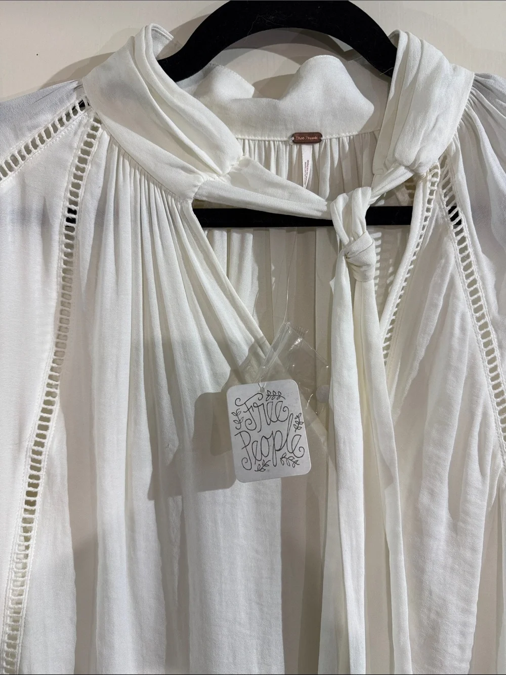 Free People feminine White Tie-Neck Long Sleeve Blouse Lightweight